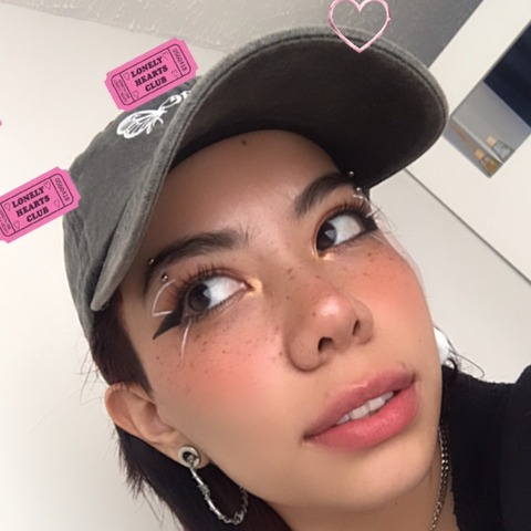 Header of alison_uwu