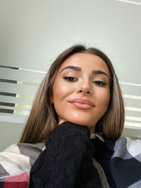 Header of andraabiianca