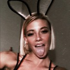 Annie Bruer🐰 (@annie_the_fit_bunny) Leaked OnlyFans 

 profile picture