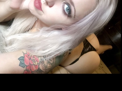 Header of babyblondde