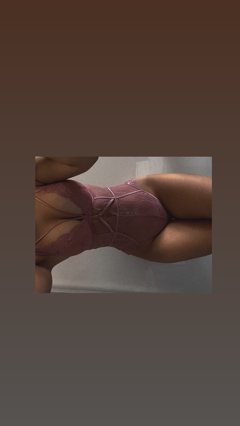 Header of babyy_girlyy