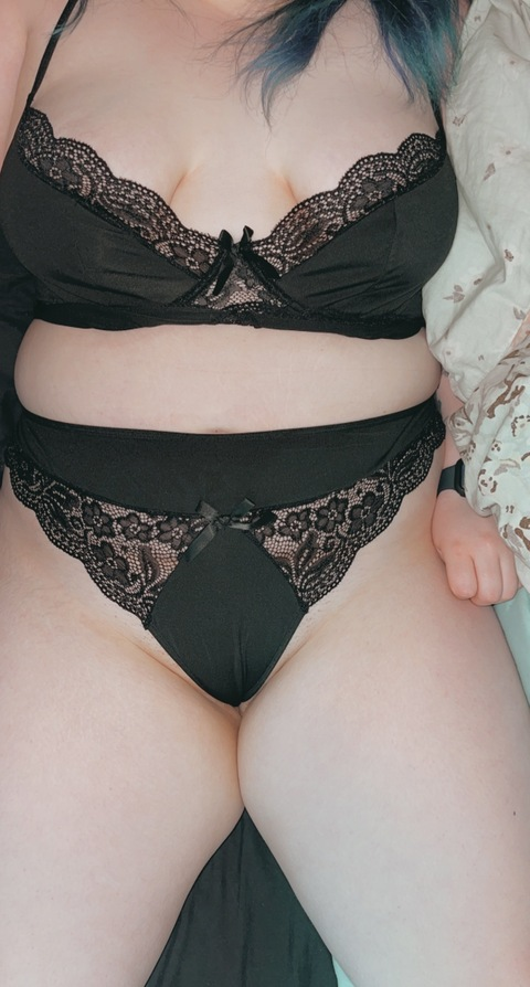 Header of badassnicole4130