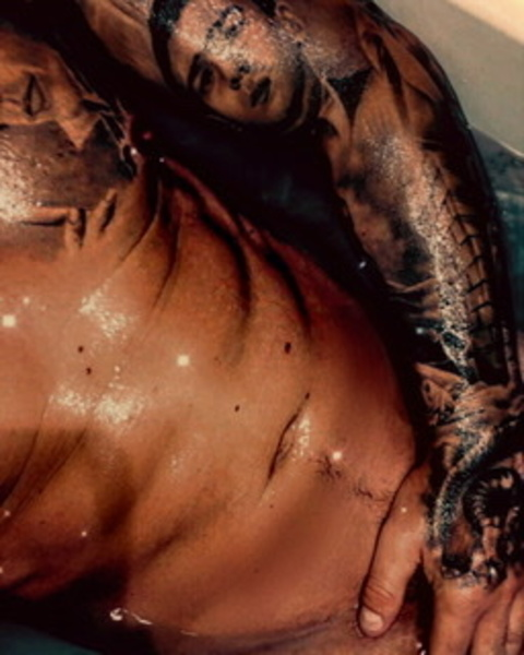 Header of bigg000