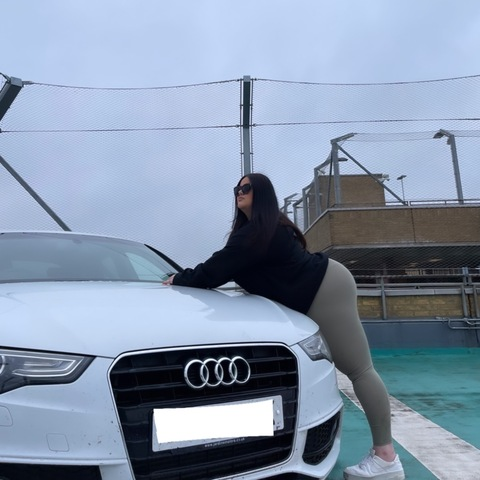 Header of brunettebaddiie