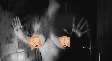 Header of carlitabeann