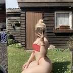 celina.marie (Celina Marie) OnlyFans Leaks 

 profile picture