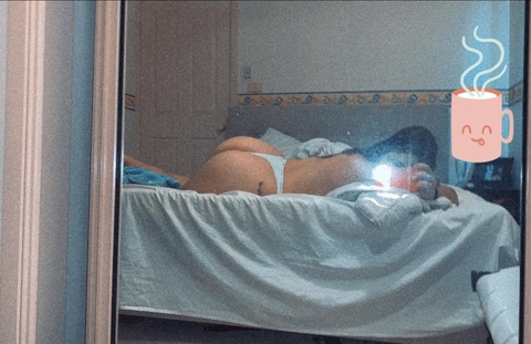 Header of charllo_xo