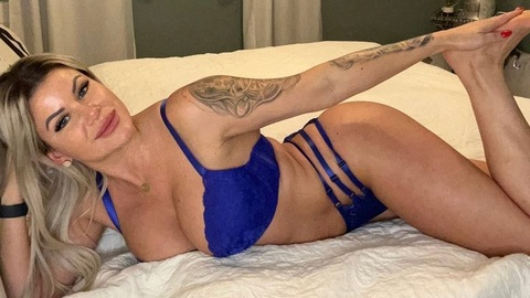 Header of chloeschiffner