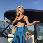 Onlyfans leak christinehoe 

 profile picture