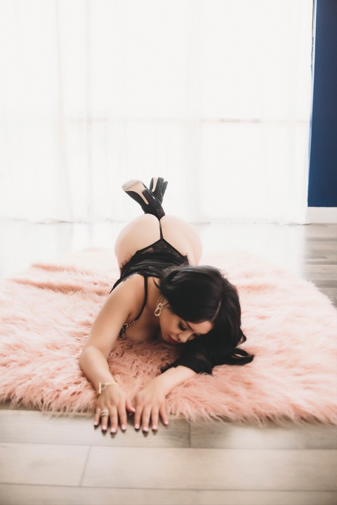 Header of classyrose