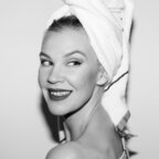 eveuncovered OnlyFans Leaked Photos and Videos 

 profile picture