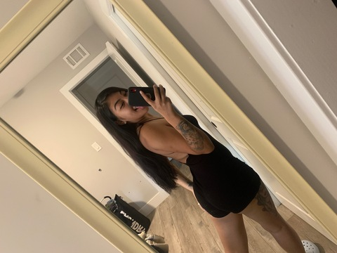 Header of f0reignluvv2