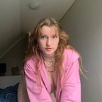 Onlyfans leaks frecklytaylor 

 profile picture