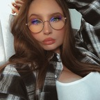 Onlyfans leak halb-nackt 

 profile picture