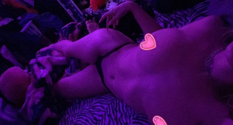 Header of honeybunnyy04