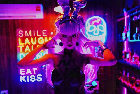 Header of honeyhiromicos