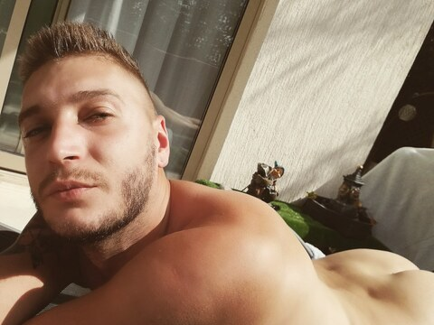 Header of hotliqueur