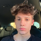 Henrique Salvino (hxnris) Leak OnlyFans 

 profile picture