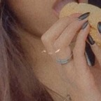 WeinerGirl (iloveweiners) Leaks OnlyFans 

 profile picture