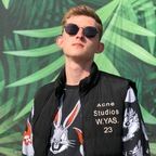 Nikita (iron_nekit) Leak OnlyFans 

 profile picture