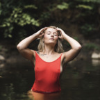 justadecentamount (Marie) OnlyFans Leaked Content 

 profile picture