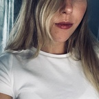 Kelli 🌙 @kellikays Leaked OnlyFans 

 profile picture