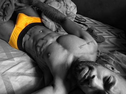 Header of khaleb_oficial