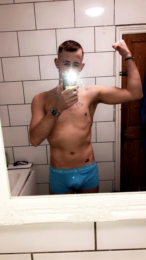 Header of kingbee122