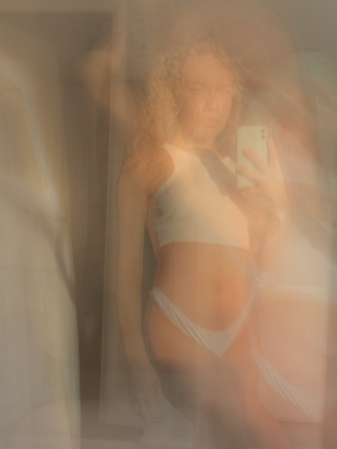 Header of kinksandcurls