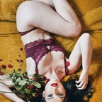 kinkyfetishviv (Vivienne l'Amour - BDSM &amp; Fetish Goddess) OnlyFans Leaks 

 profile picture