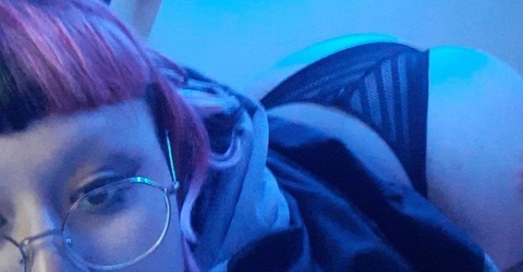 Header of kinkykomorebi