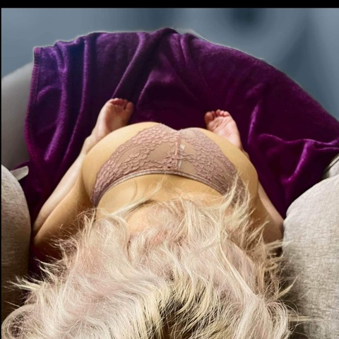 Header of little_blondie69