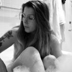 Download lolaversailles OnlyFans videos and photos for free 

 profile picture