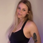 luna_zuhause (Luna_Zuhause) free OnlyFans Leaked Pictures & Videos 

 profile picture