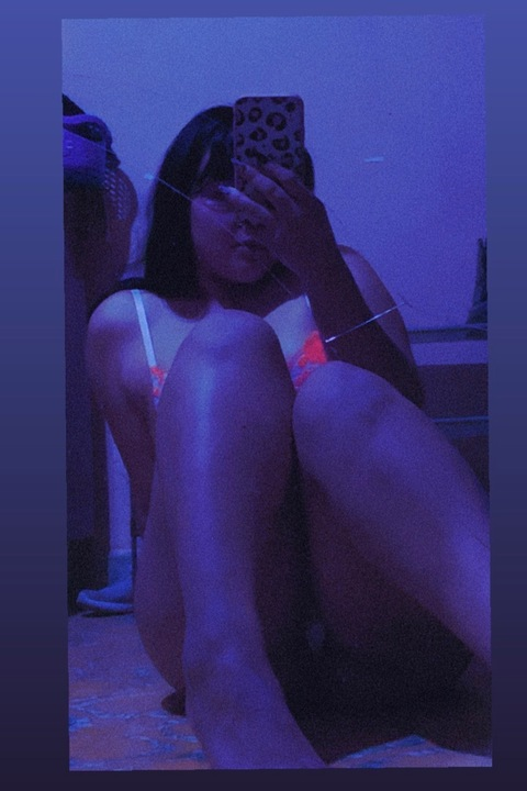 Header of madissonuwu01