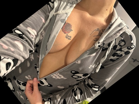 Header of mamzelle.peachy