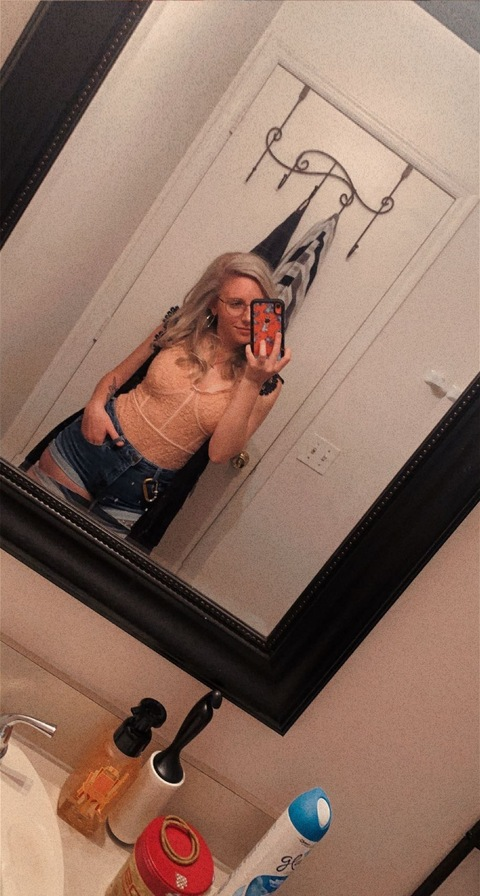 Header of mickeymichelle123