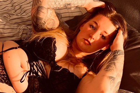 Header of mischiefgal