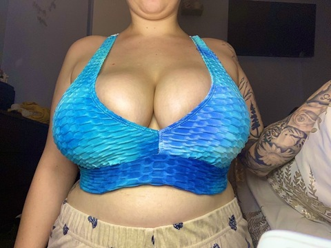 Header of misslouise666