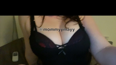 Header of mommyymayy