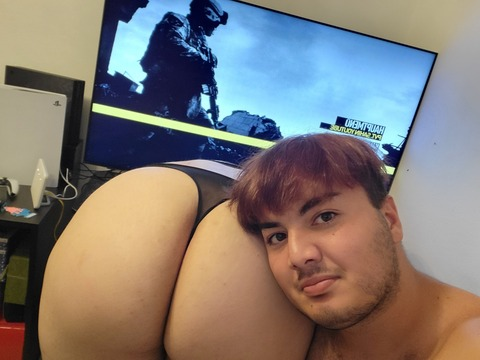 Header of momopornhu