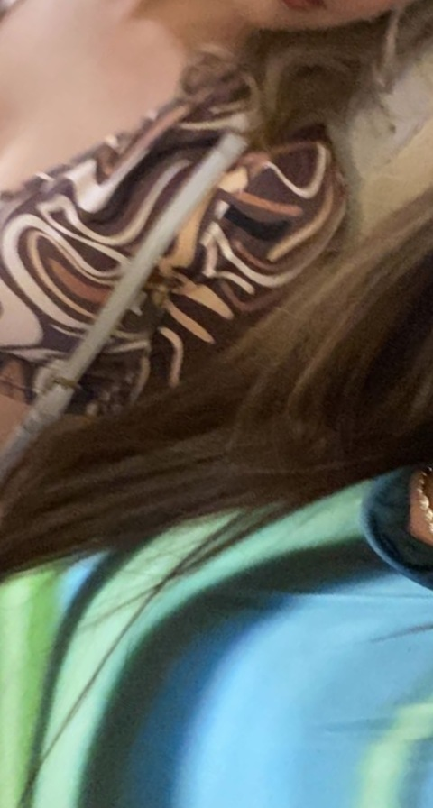 Header of pregnantlady2005