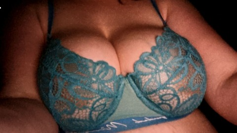 Header of pregnantsexyteen