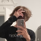 Reece @reecetwinkk Leaks OnlyFans 

 profile picture