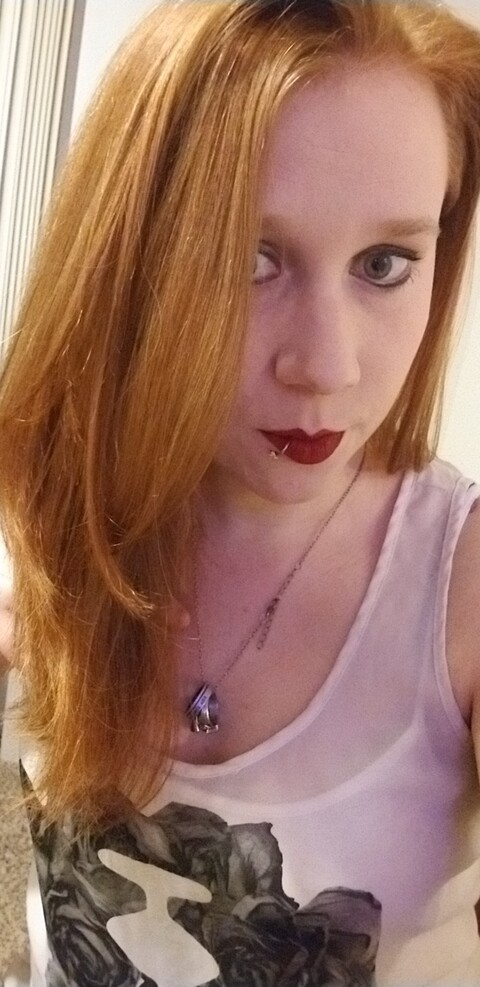 Header of rosalie_red21