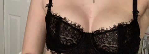 Header of sassybabyy