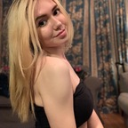 sophieee_r OnlyFans Leak 

 profile picture