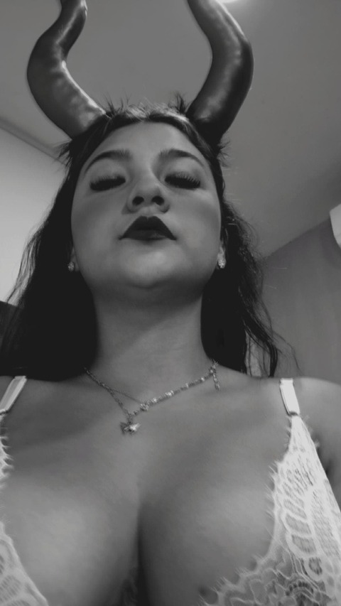 Header of sorayajohason
