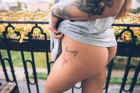 Header of szabiinaa00