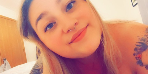 Header of thicwhitegirl16